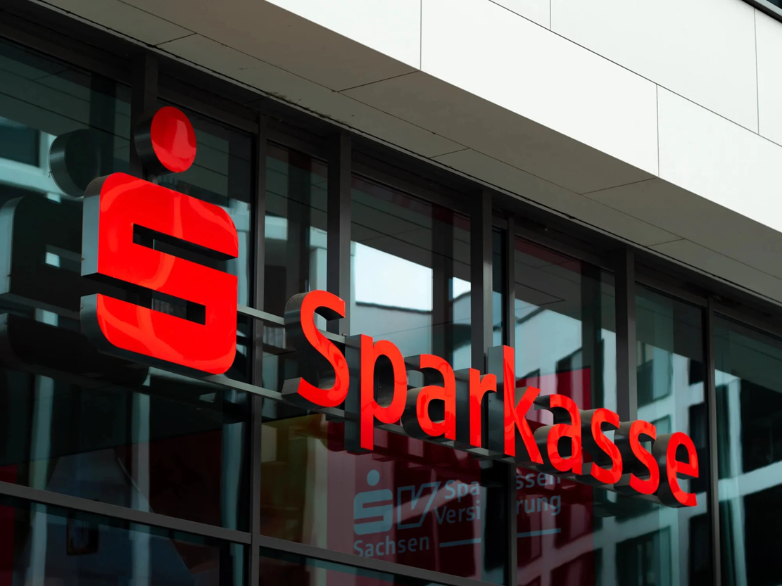 sparkasse-essen-schockierende-tat-eines-bankangestellten