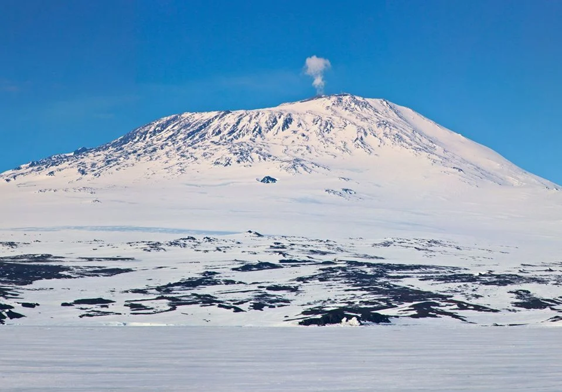 goldregen-am-suedpol-der-mount-erebus