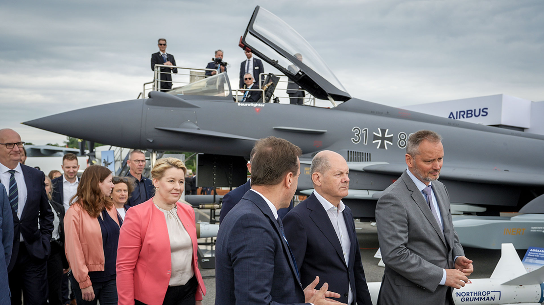 scholz-kündigt-bestellung-von-20-neuen-eurofightern-an